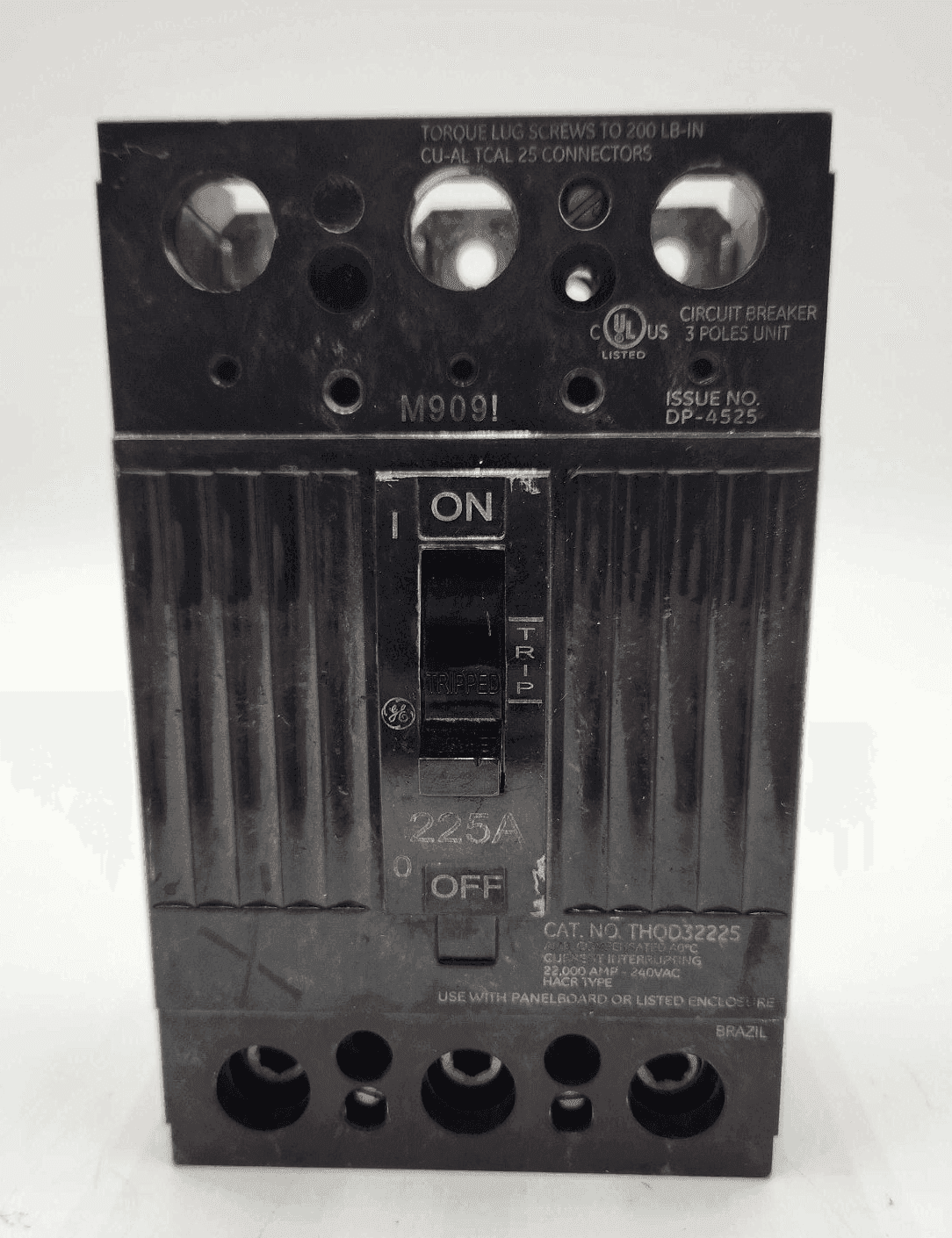 GE THQD32225 Circuit Breaker — image 1 of 7