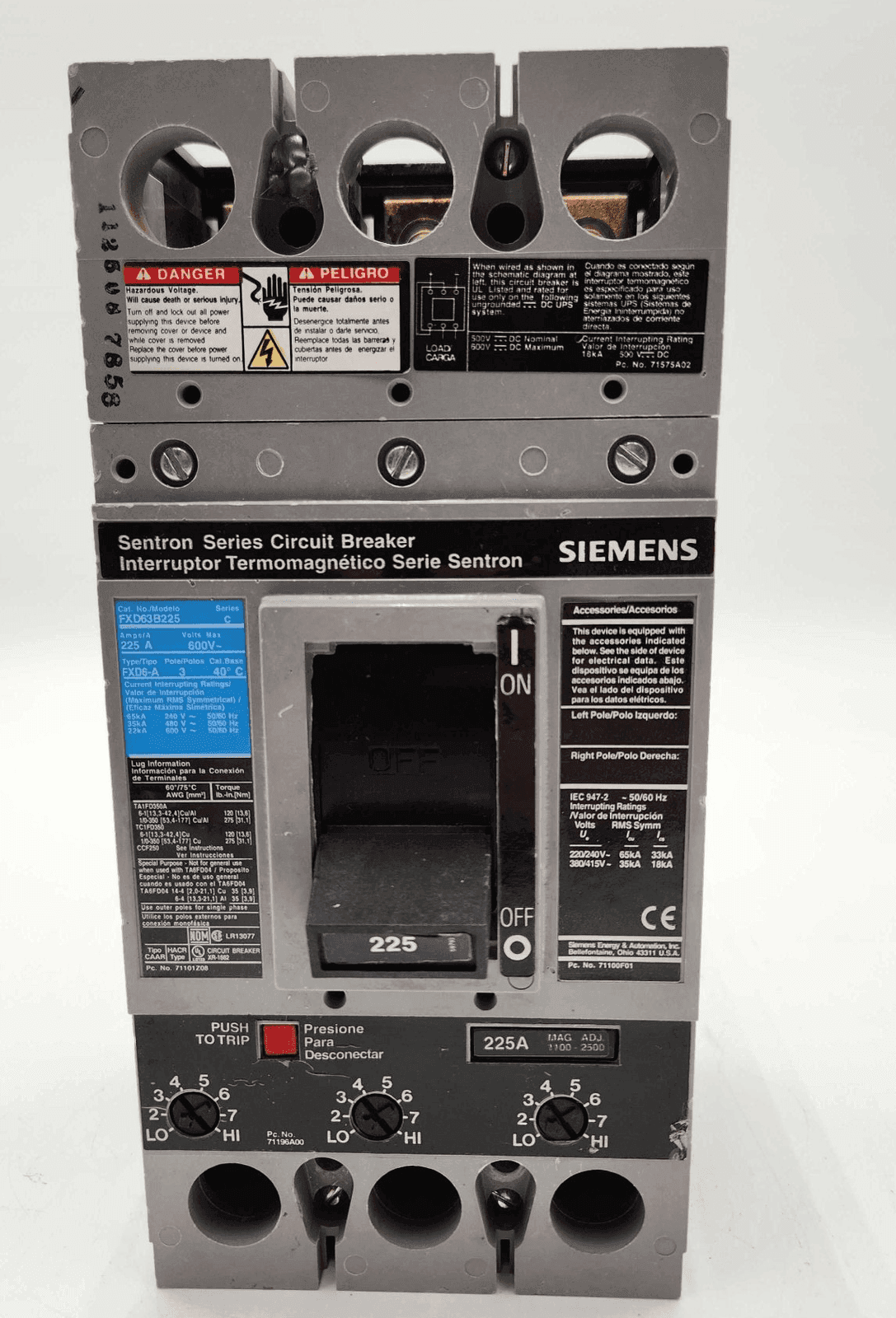 Siemens FXD63B225 Circuit Breaker — image 1 of 8