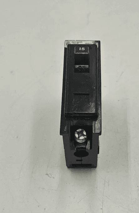 Cutler-Hammer QBHW1015 Circuit Breaker 15A 120/240V 1 Pole