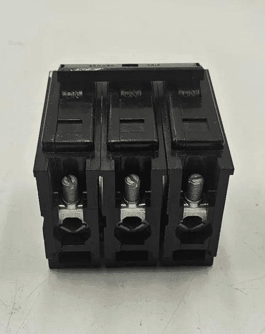 Eaton BAB3025H Circuit Breaker — image 1 of 8