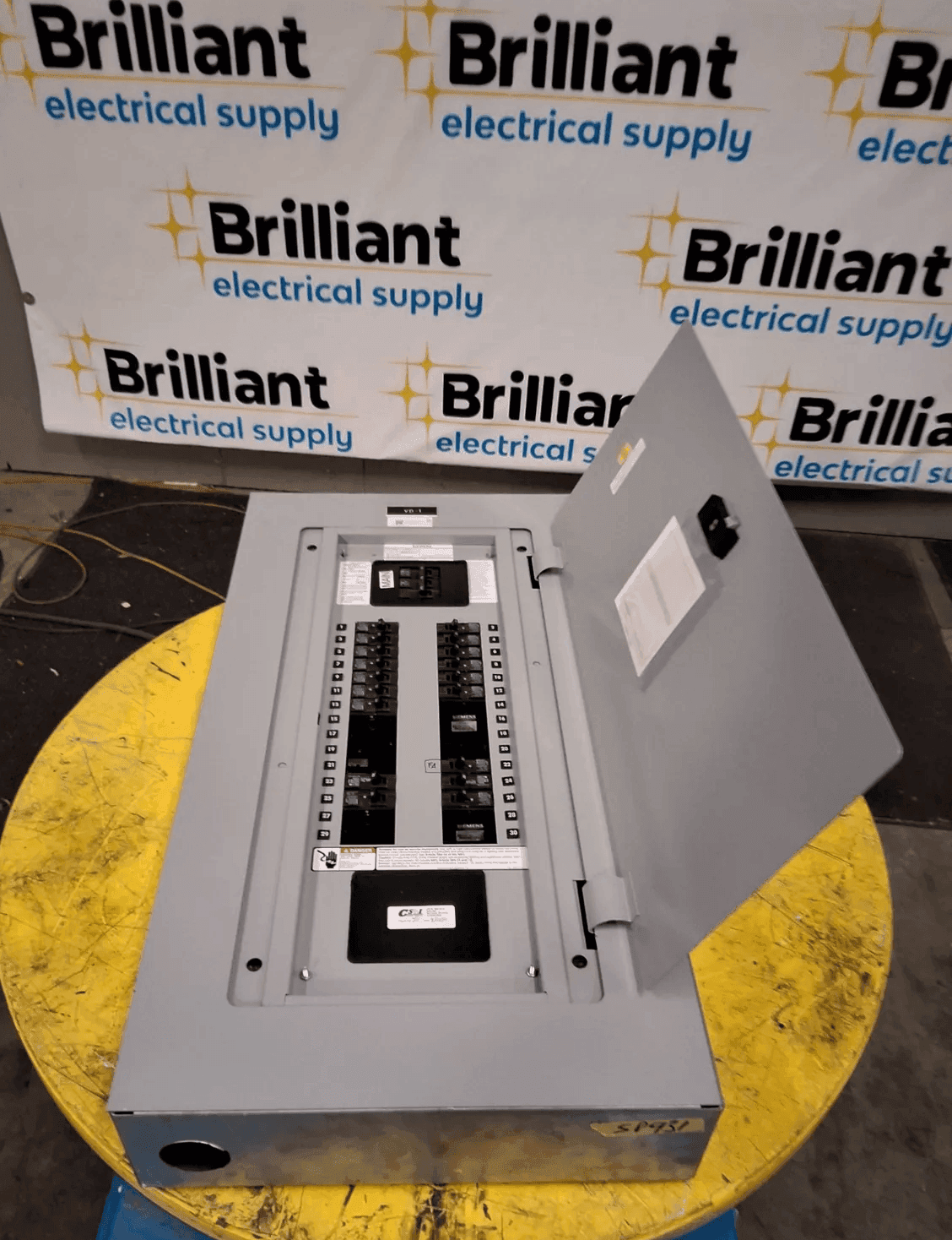 Siemens P1C30BL100ATS Panel — image 1 of 15