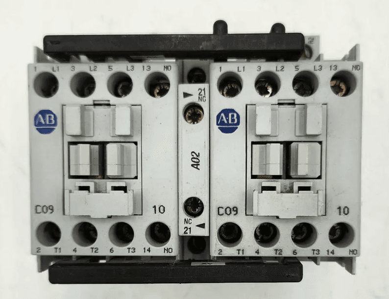 Allen-Bradley 100-C09 Contactor 9A 600V 3 Pole Bul. 100