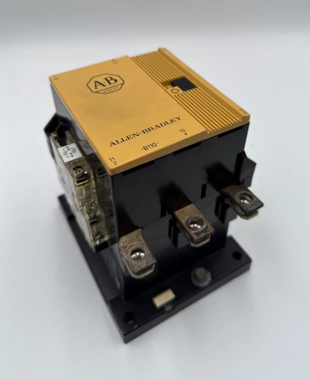 Allen-Bradley 100-B110ND3 Contactor — image 1 of 12