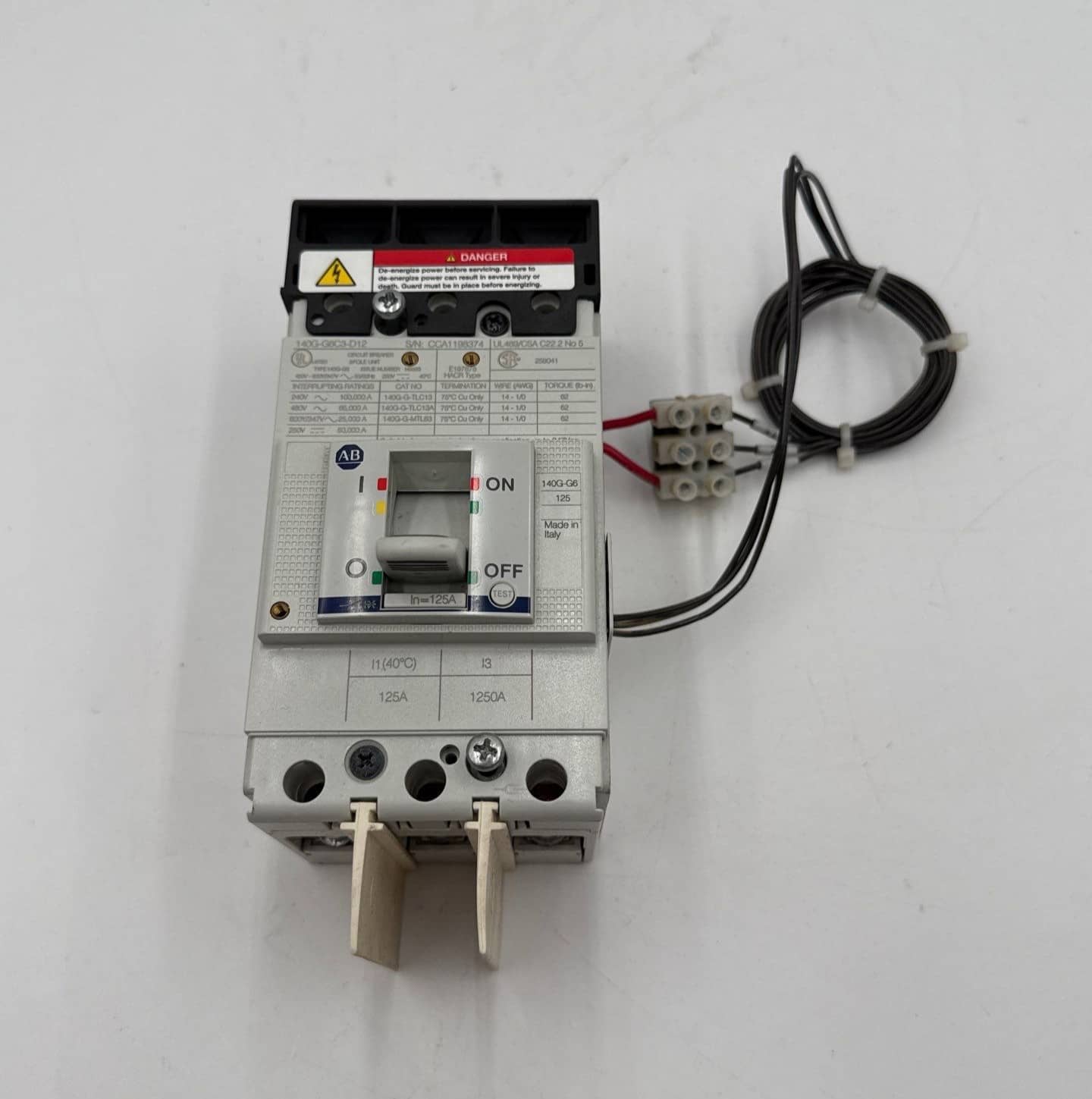 Allen-Bradley 140G-G6C3-D12 Circuit Breaker — image 1 of 7