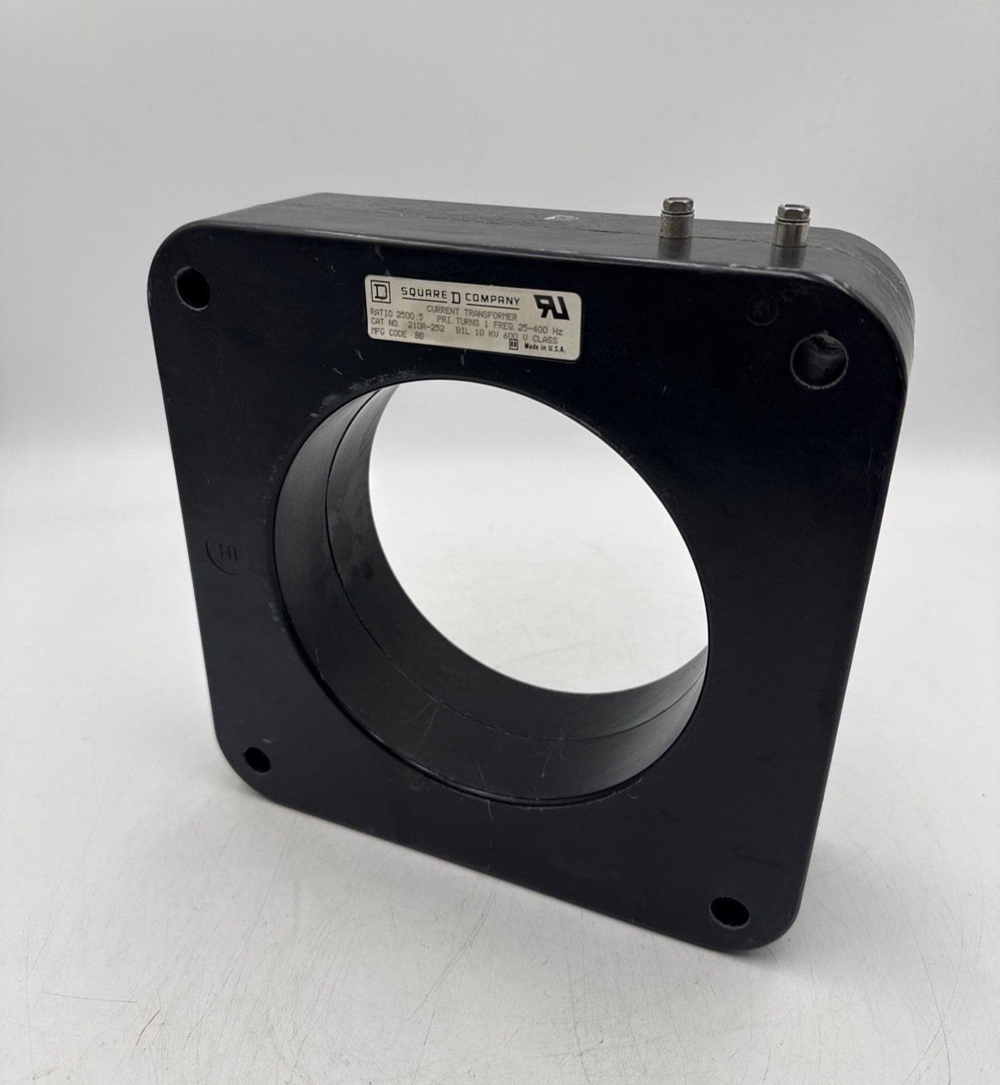Square D 210R-252 Current Transformer Ratio 2500:5 25-400Hz 600V BIL 10kV