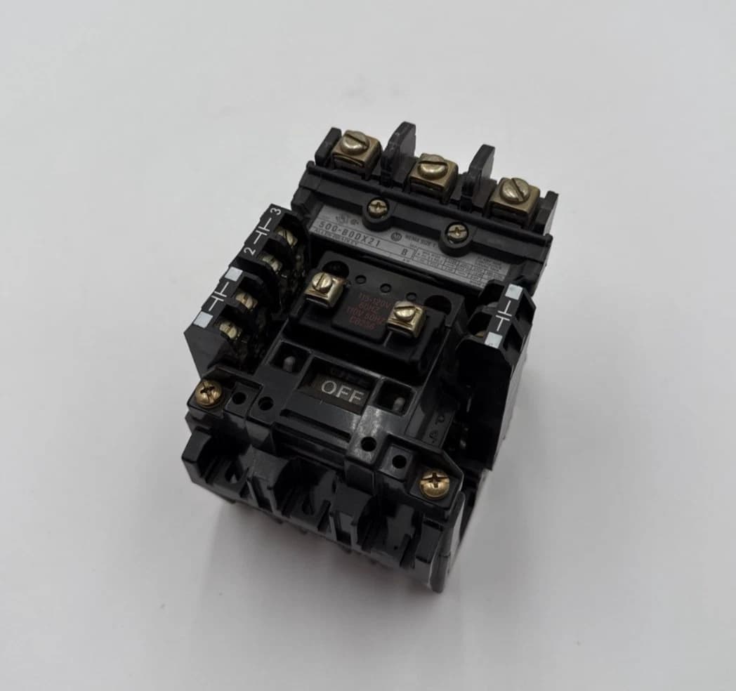 Allen Bradley 500-B0DX21 Contactor NEMA Size 1 27A 3P 600V 10HP Coil 110/120V