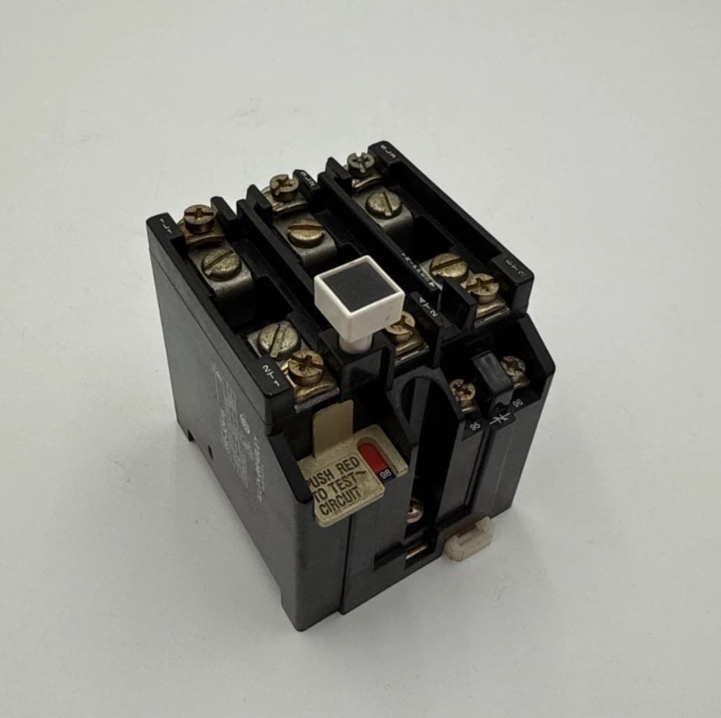 Allen Bradley 592-JOV16 Overload Relay 24A 3P 120-600V 7200VA 720VA 592J0V16 – image 1