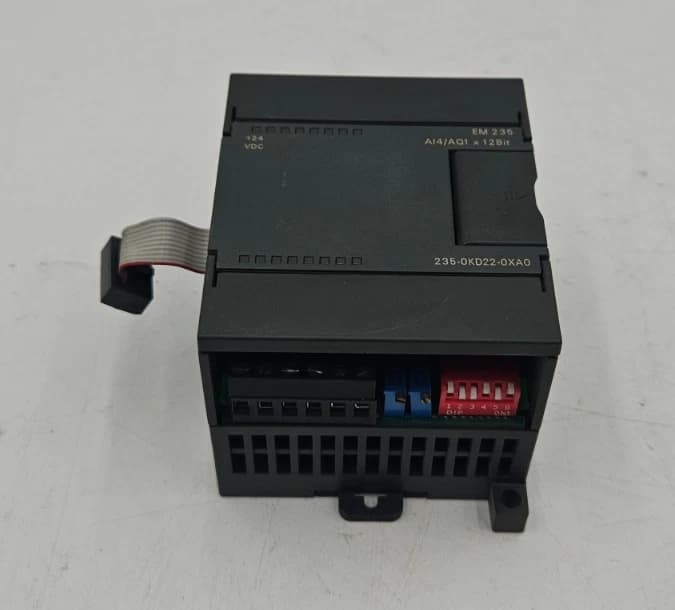 Siemens SIMATIC S7-200 Analog I/O Expansion Module 6ES7 235-0KD22-0XA0 USED