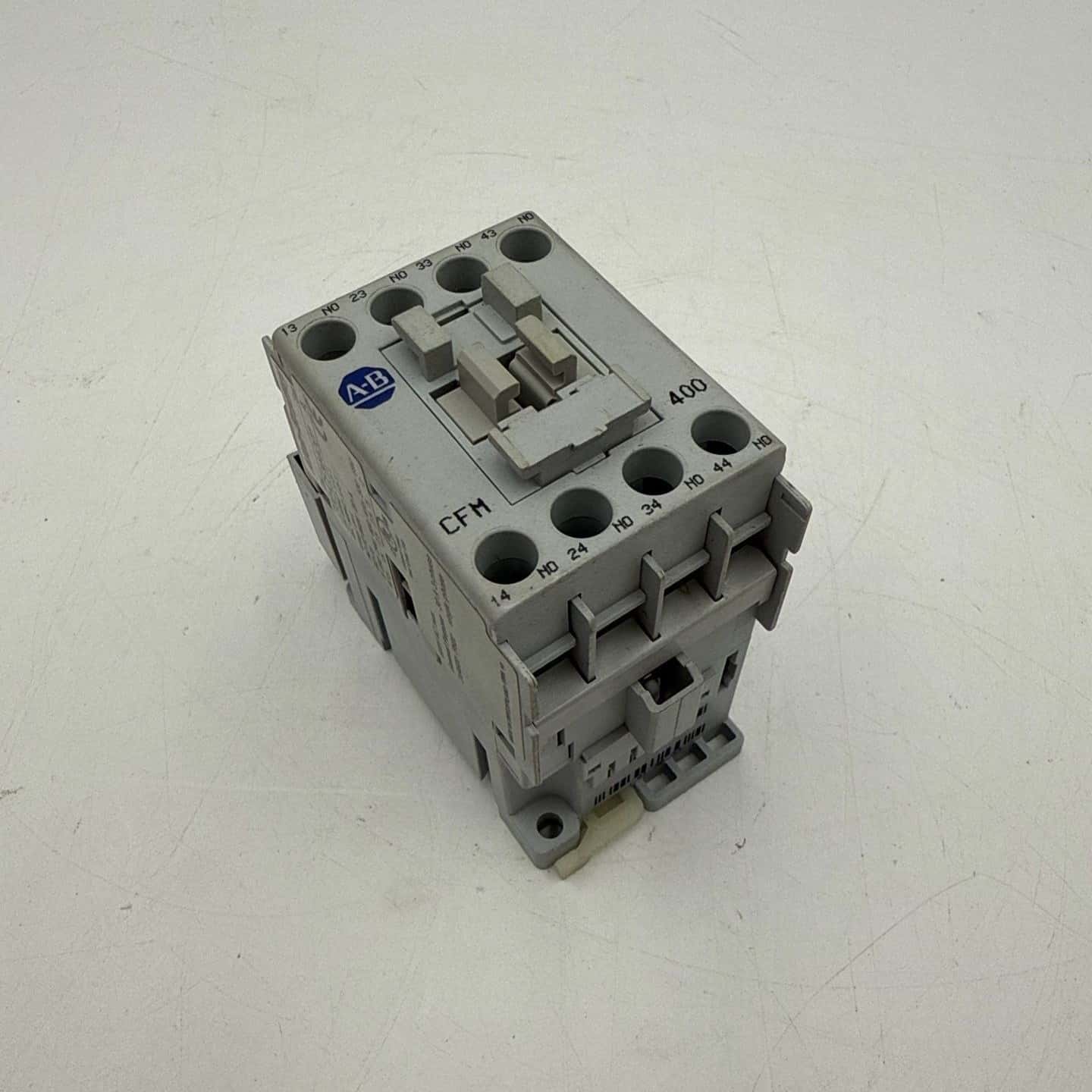 Allen Bradley 700-CFM400D Contactor 30A 3P 600V Coil 110/120V 700-CFM400