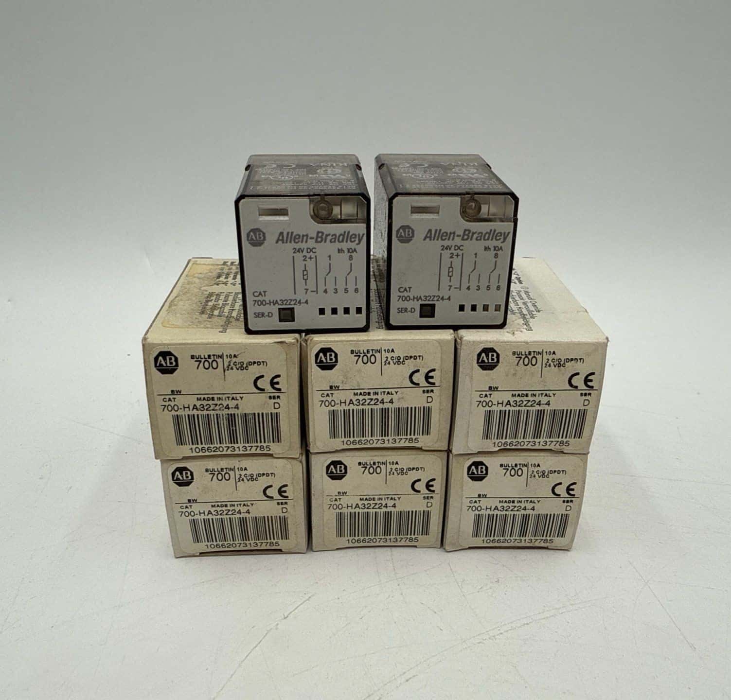 Allen-Bradley 700-HA32Z24-4 PLC — image 1 of 6