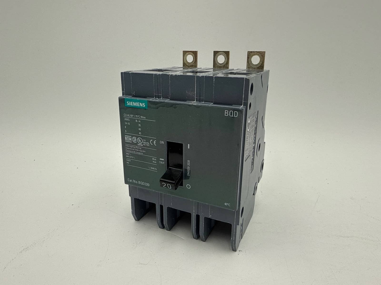Siemens BQD320 Circuit Breaker — image 1 of 6