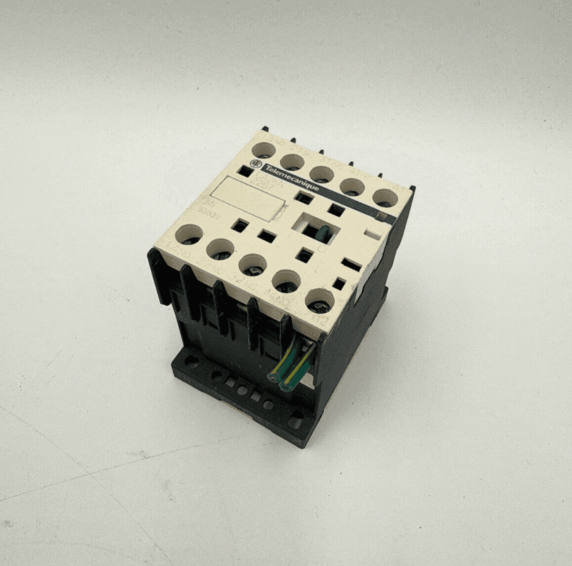 Telemecanique CA2KN22B7