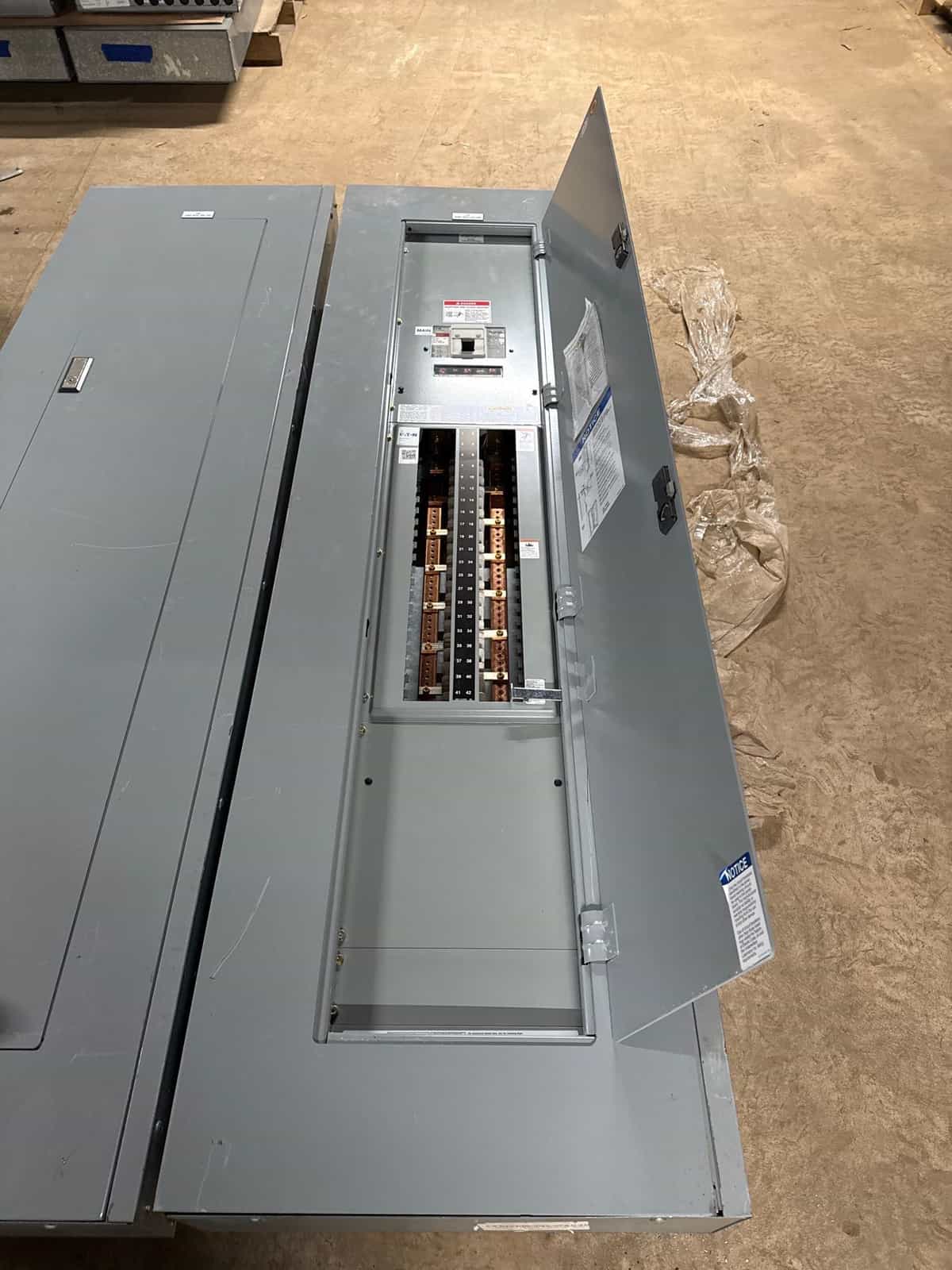 Eaton PRL1A Panel — image 1 of 12