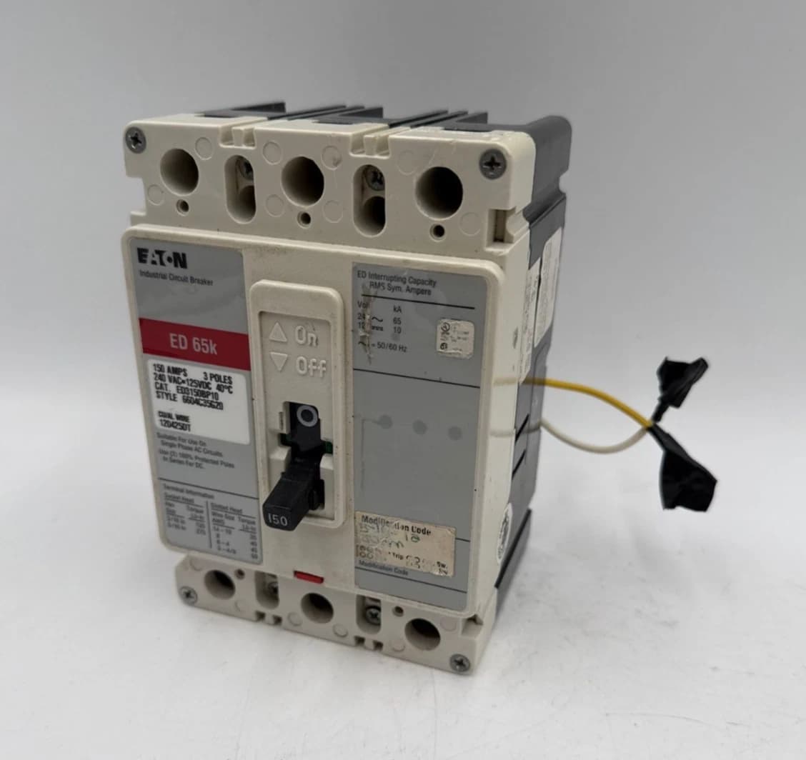 Eaton ED3150BP10 Circuit Breaker — image 1 of 9
