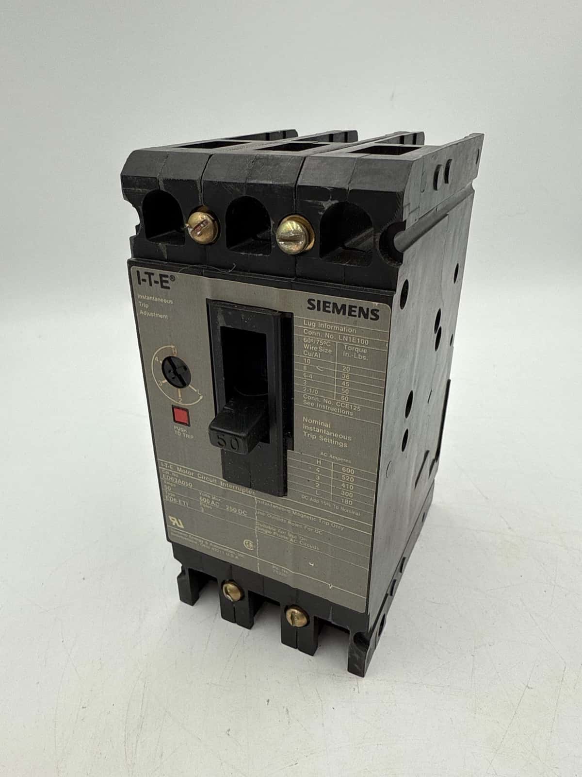 Siemens ED63A050 Circuit Breaker — image 1 of 8