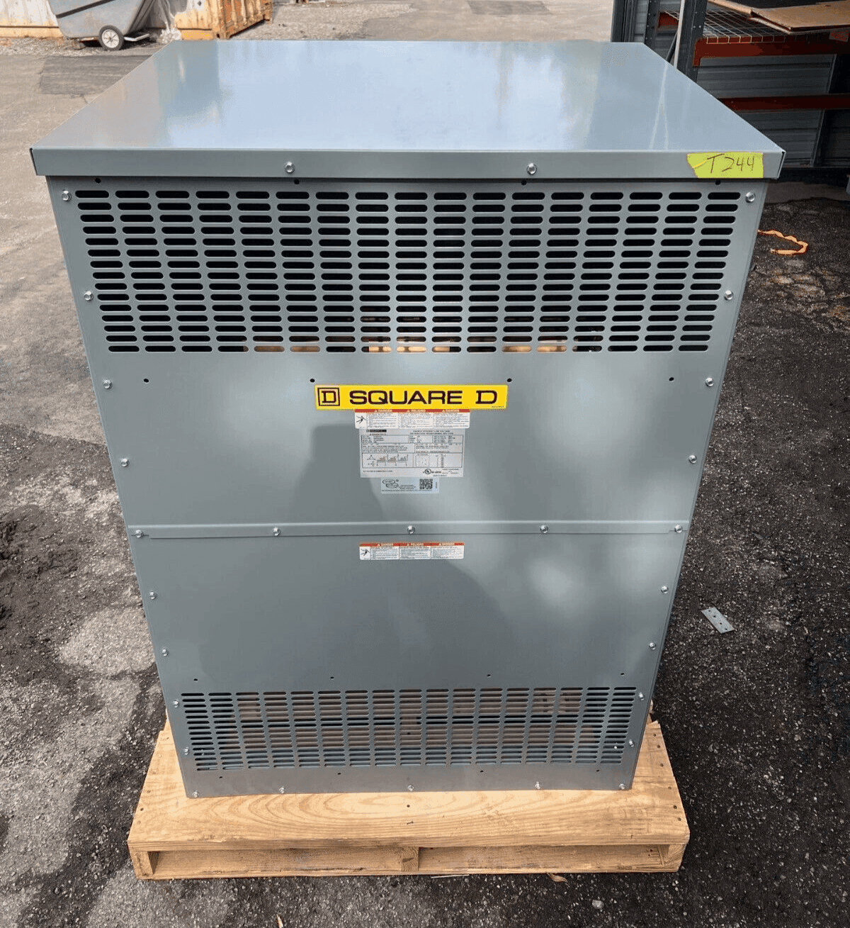 Square D EX300T3H Dry Type Transformers — image 1 of 10