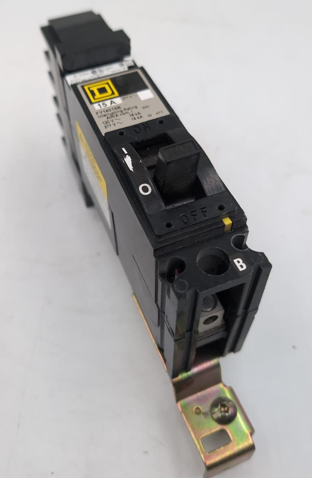 Square D SQD FY14015A Circuit Breaker — image 1 of 7