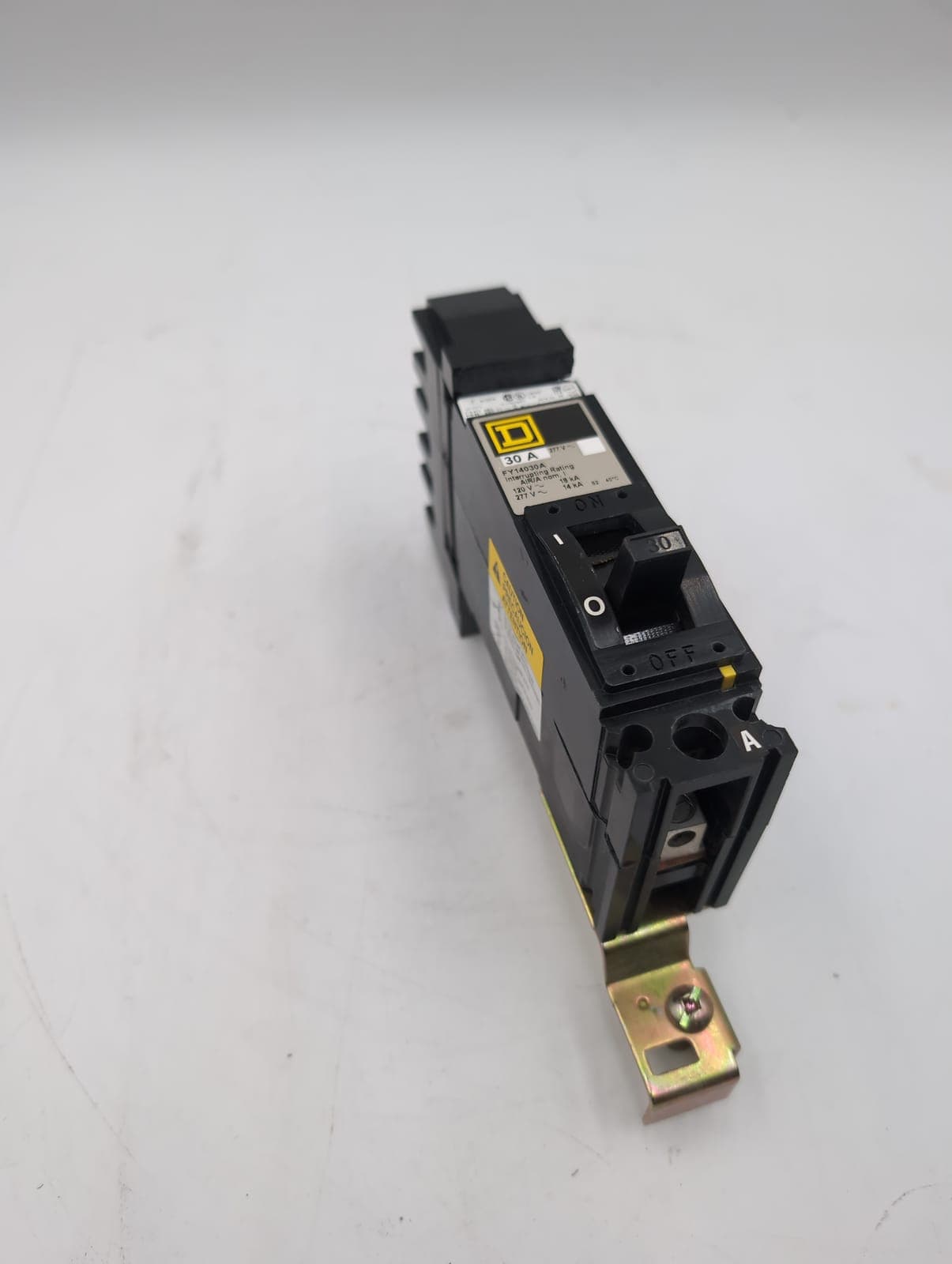 Square D FY14030A Circuit Breaker — image 1 of 6