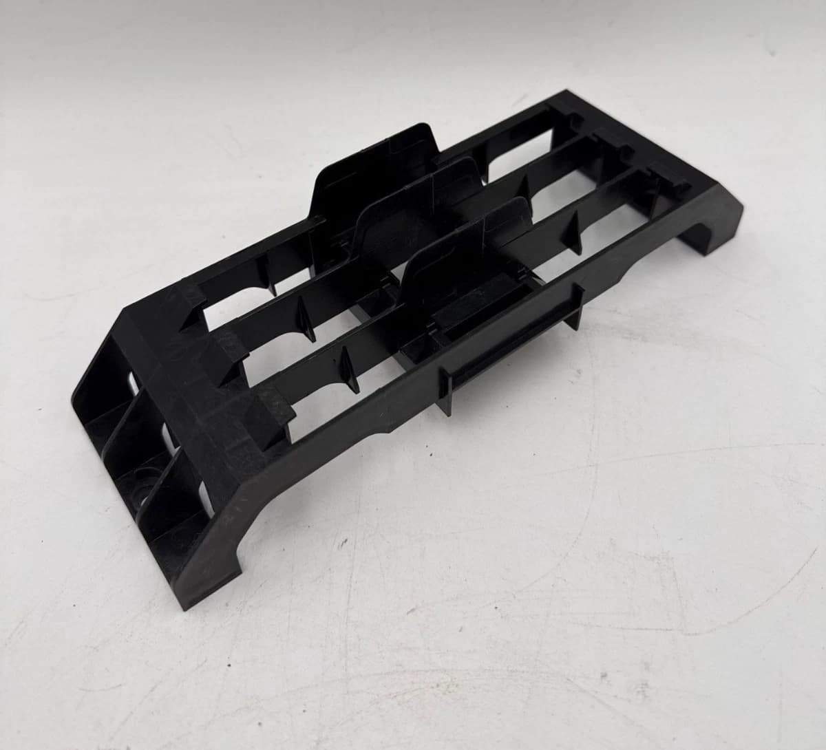 GE 911E347P3 Panel Holder 3 Position Black Plastic Panelboard Accessory