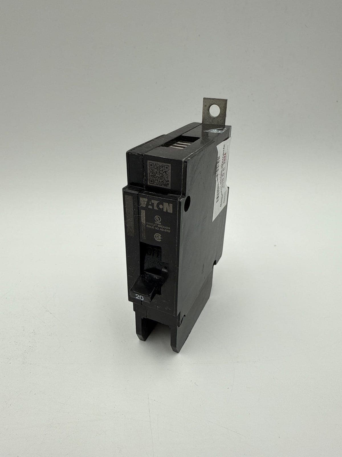 Eaton GHB1020 Circuit Breaker — image 1 of 6