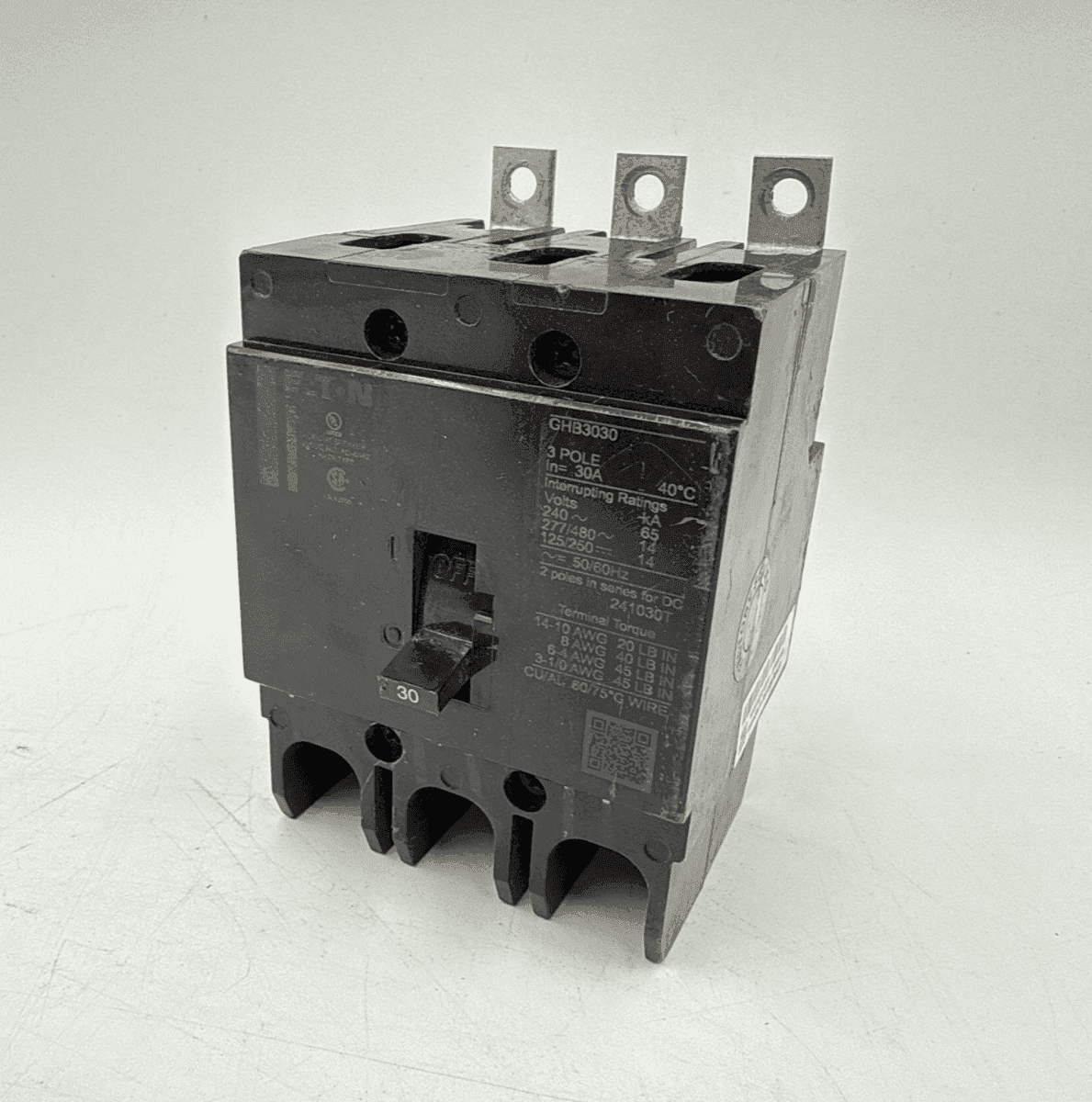 Eaton GHB3030 Circuit Breaker — image 1 of 9
