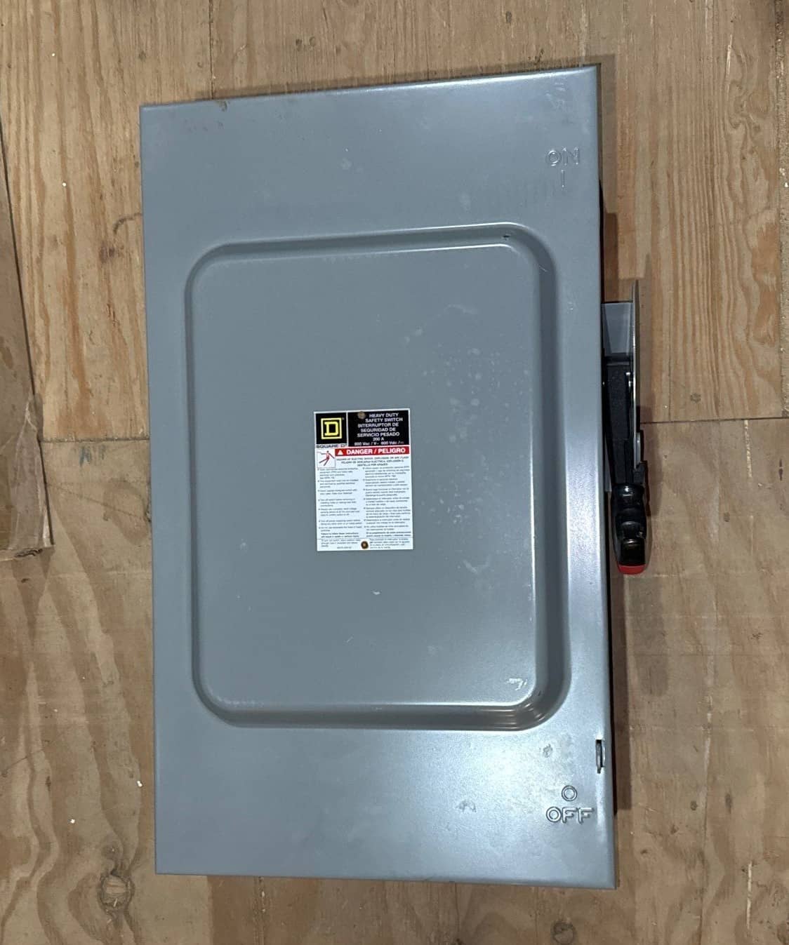 Square D H364 Safety Disconnect Switch 200A 3P 600V Indoor 200 Amp 3 Pole