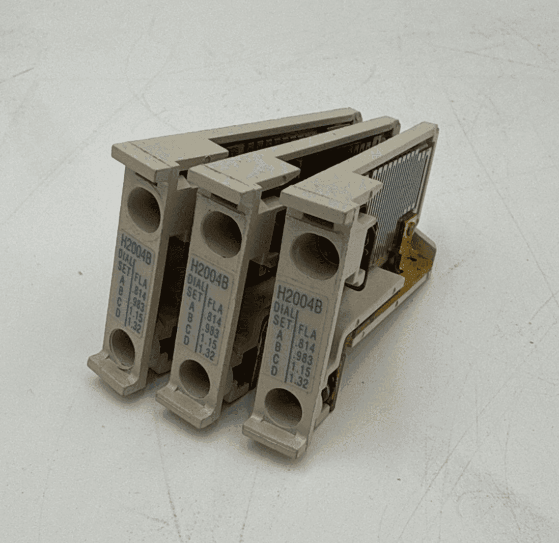 Cutler-Hammer H2004B Accessory — image 1 of 4