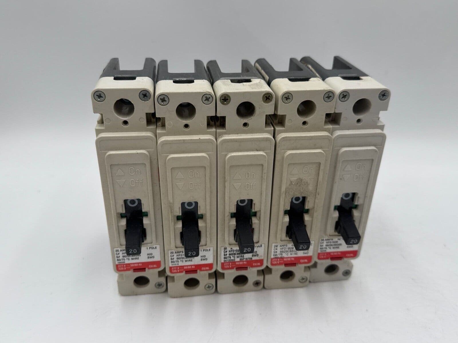 Eaton HFD1020 Circuit Breaker 20A 1P 277V HFD 20 Amp 1 Pole – image 1