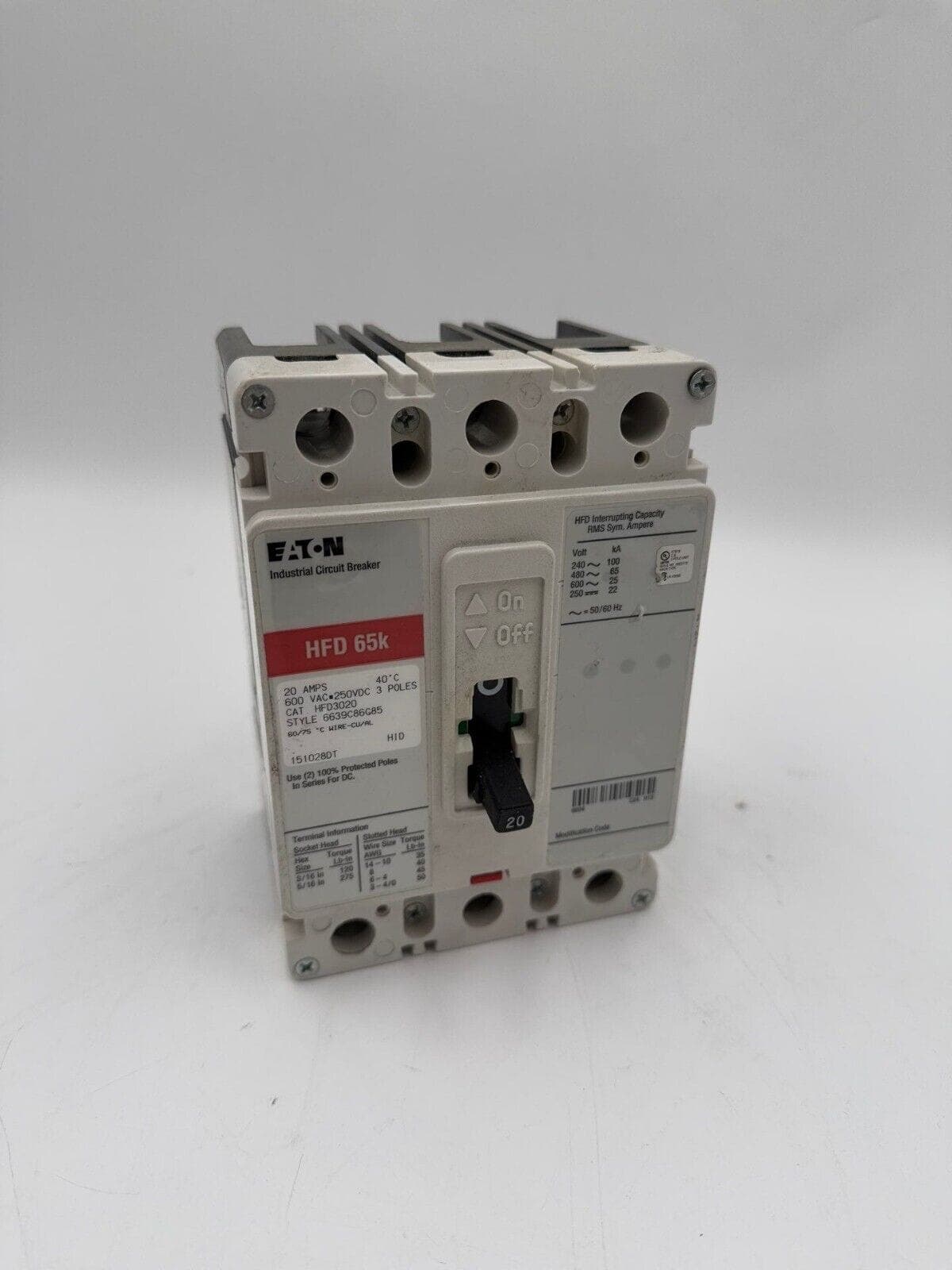 Eaton HFD3020 Circuit Breaker — image 1 of 8