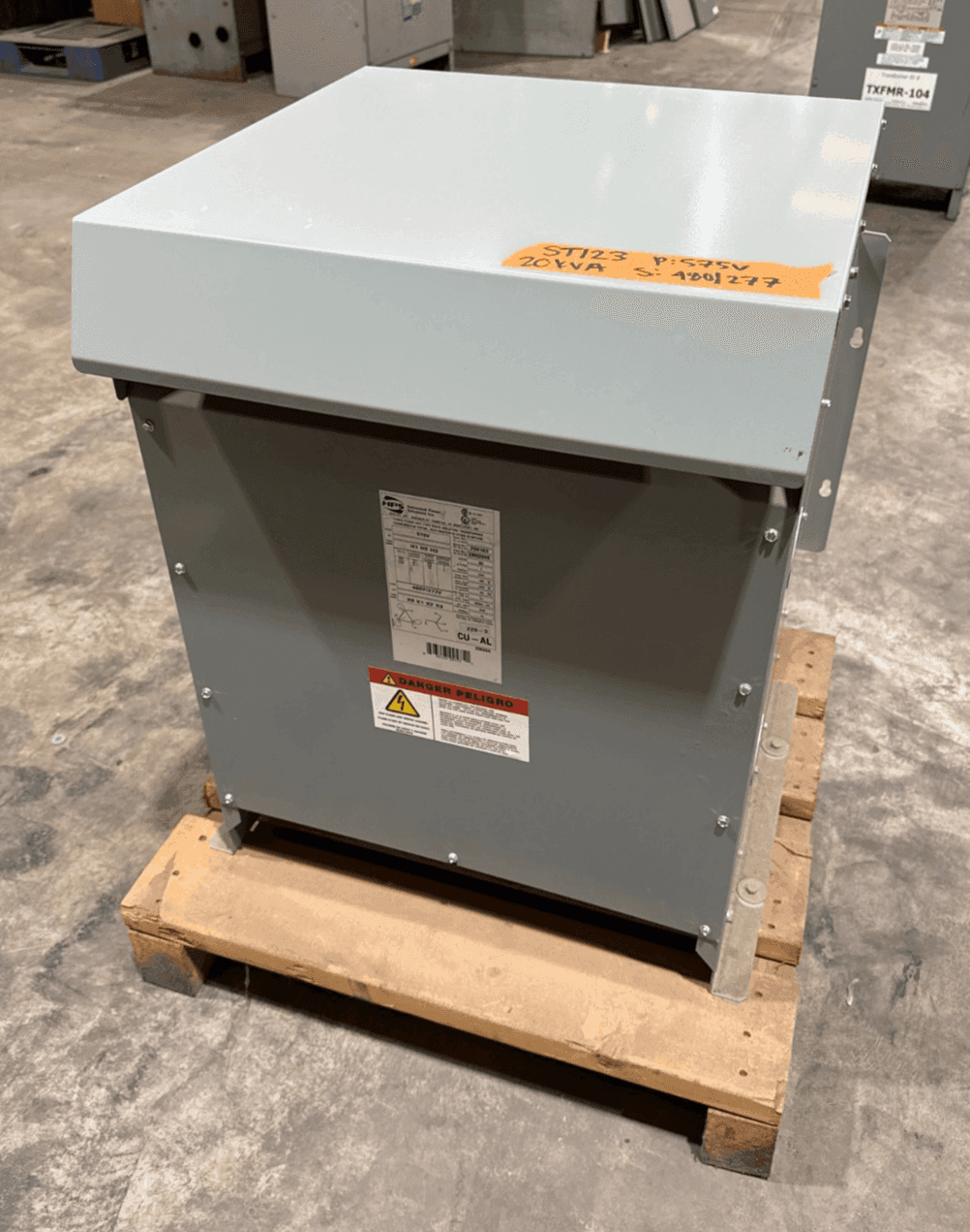 Hammond DM020NK Dry Type Transformers — image 1 of 8