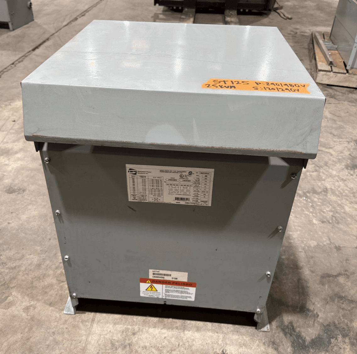 25kVA Hammond NMF025LE Transformer Pri 240/480V Sec 120/240V 1PH Outdoor 3R Encl – image 1