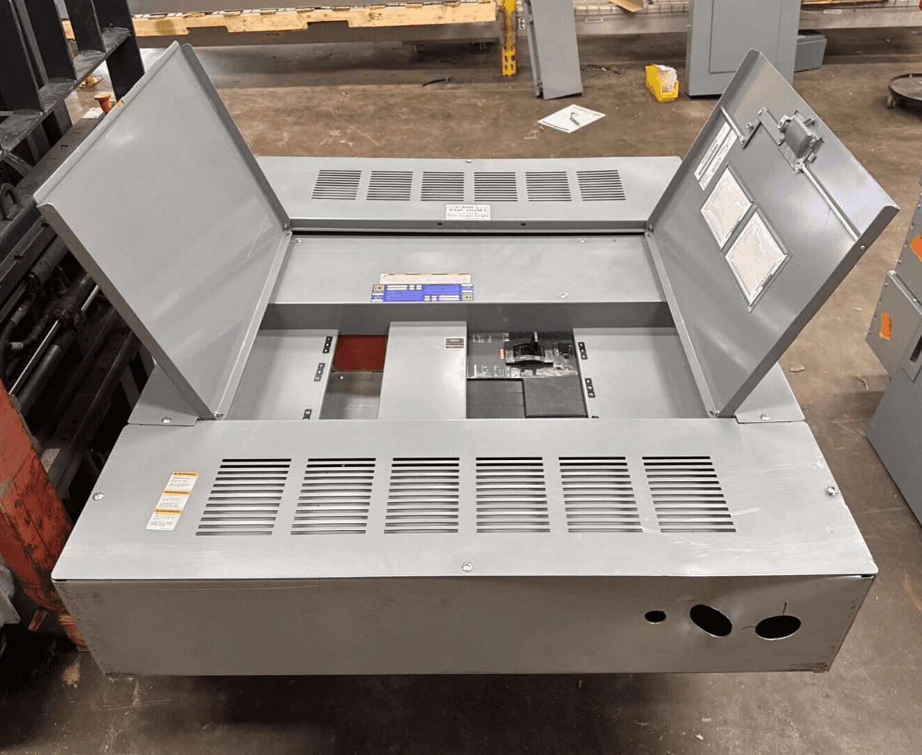 Square D I-Line Panel — image 1 of 10