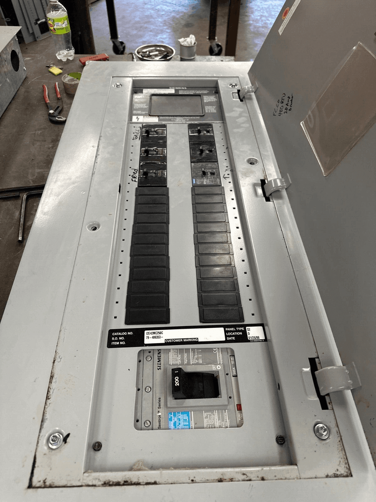 Siemens I2E42MC250C Panel — image 1 of 10