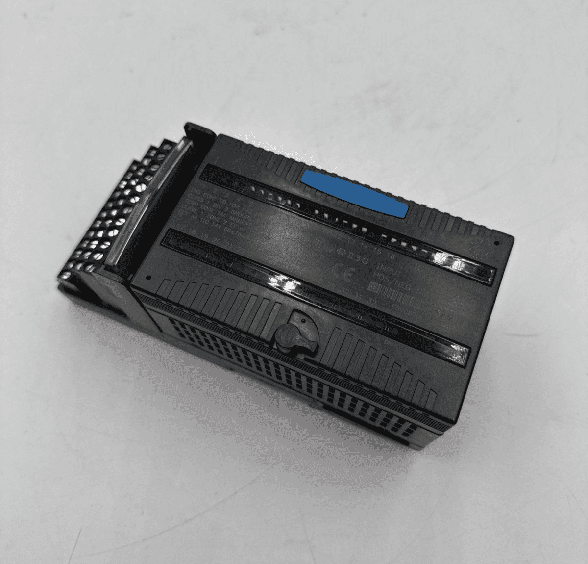 GE Fanuc IC200MDL650G VersaMax Input Module 24VDC 32 Point With Base