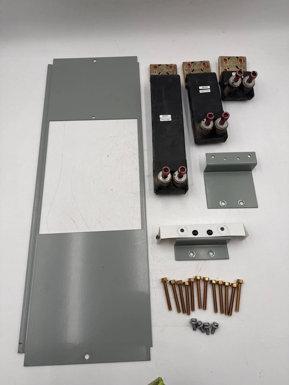 Eaton KPRL4ND Mounting Hardware PRL4 Panel 25" Cover ND HND Breakers 1200A 600V