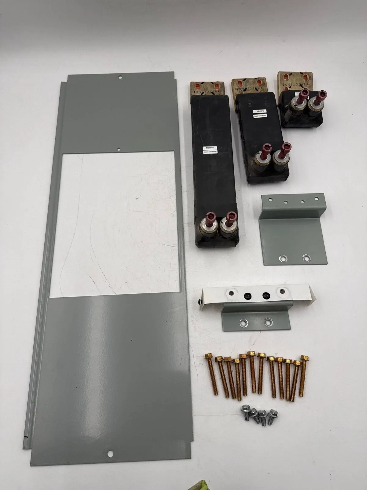 Eaton KPRL4ND Mounting Hardware PRL4 Panel 25" Cover ND HND Breakers 1200A 600V