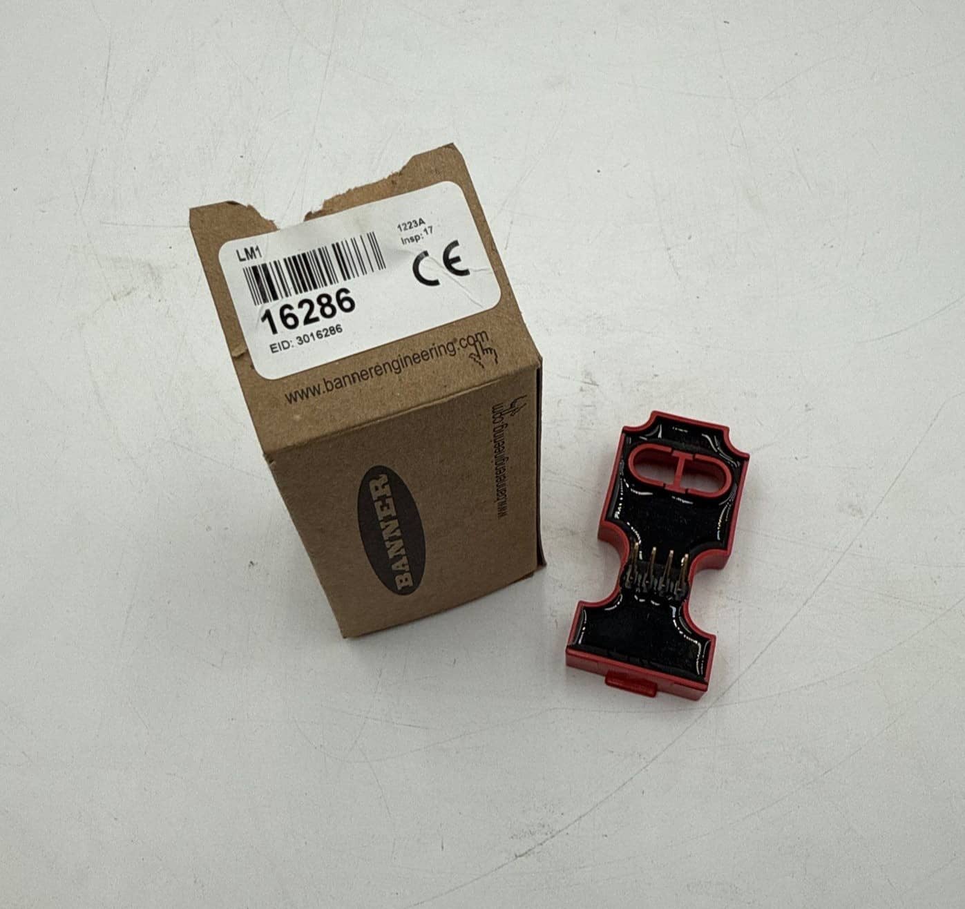 Banner Engineering LM116286 Accessory — image 1 of 7