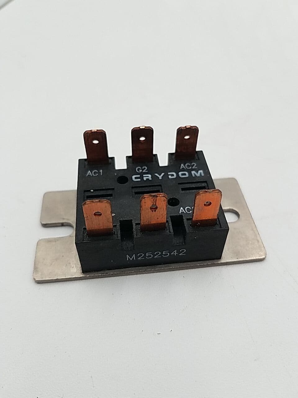 Crydom M252542