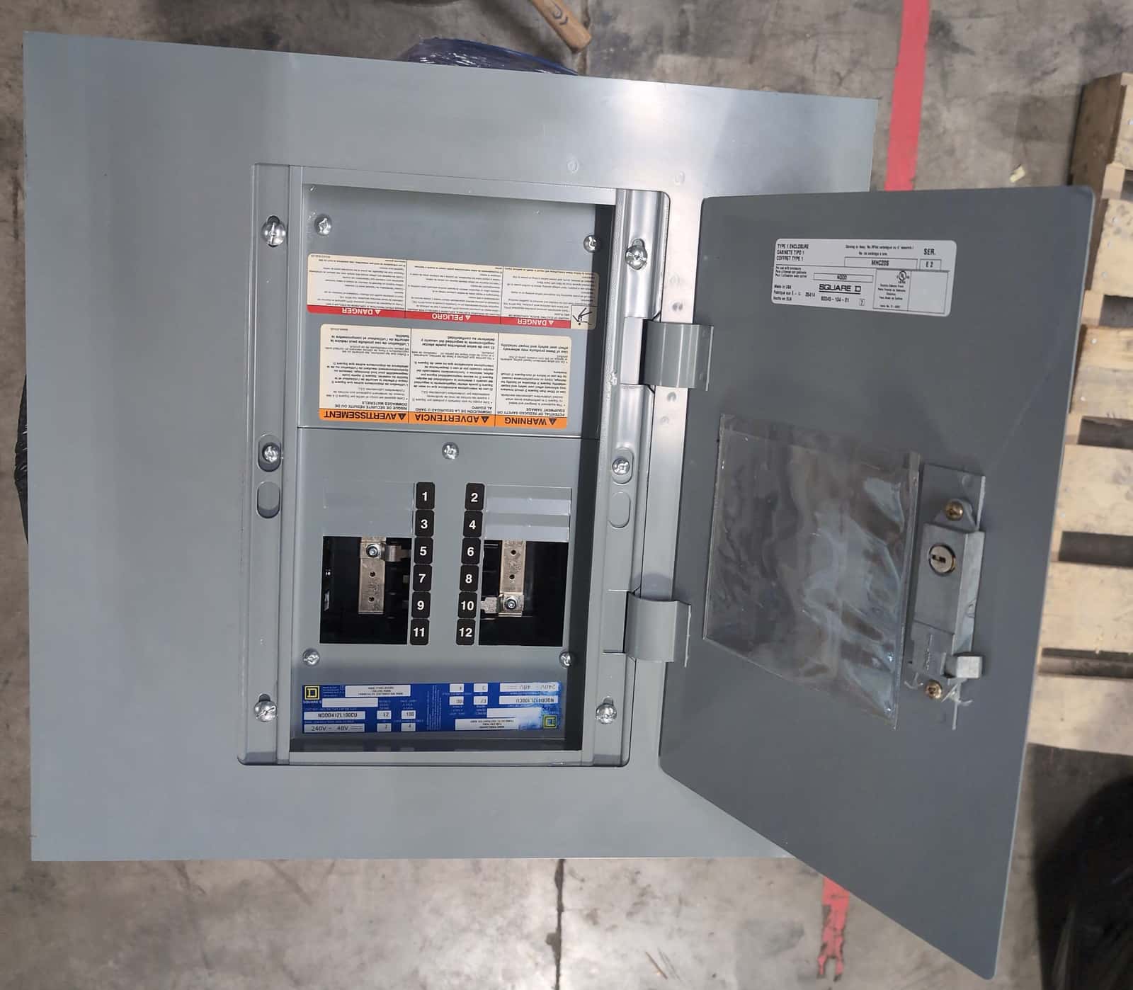 Square D NQOD412L100CU Panel — image 1 of 11