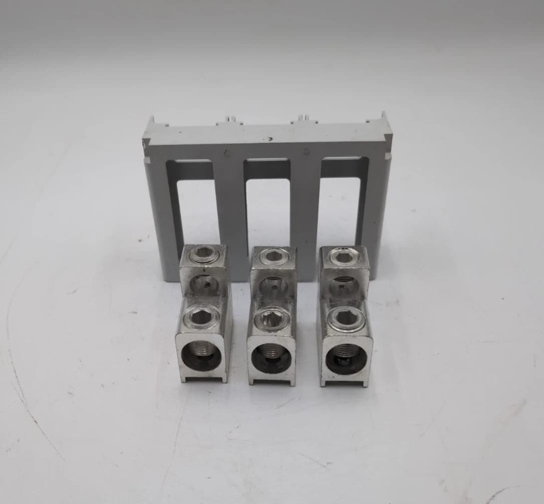 Eaton PDG3X3TA400 Lug Terminal Kit for PDG3 400A Circuit Breakers 3/0-250MCM