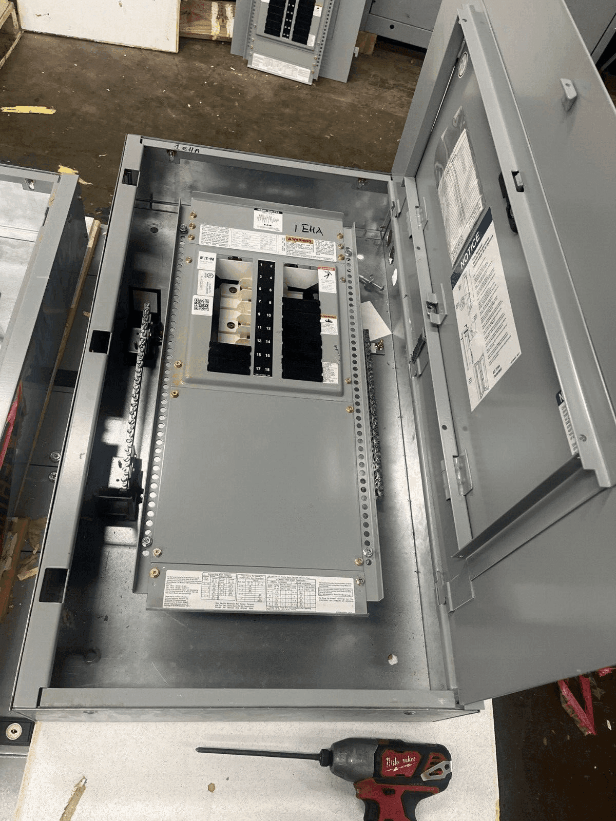 Eaton PRL2A Panel — image 1 of 10