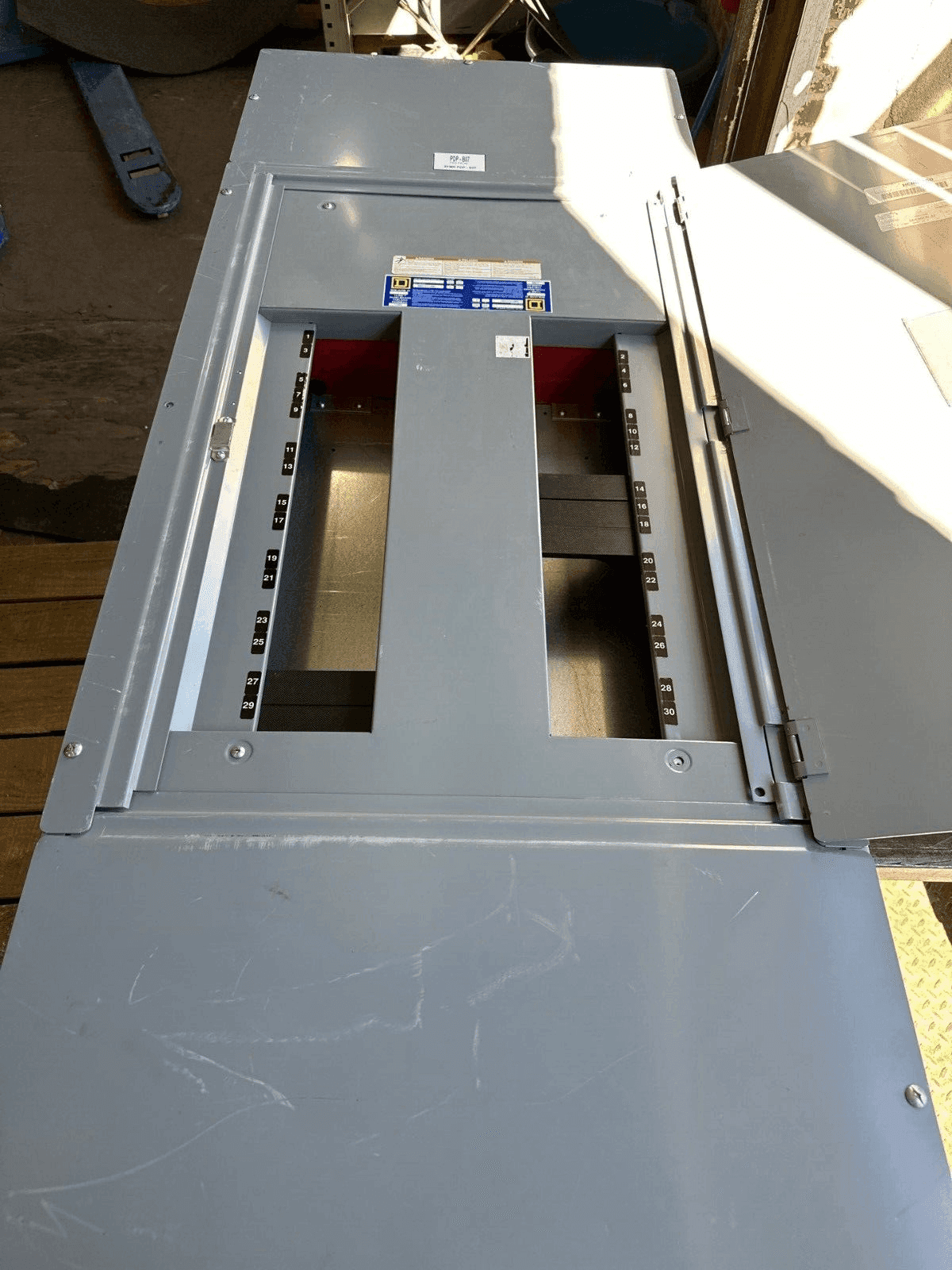 Square D QO225M225S Panel — image 1 of 8
