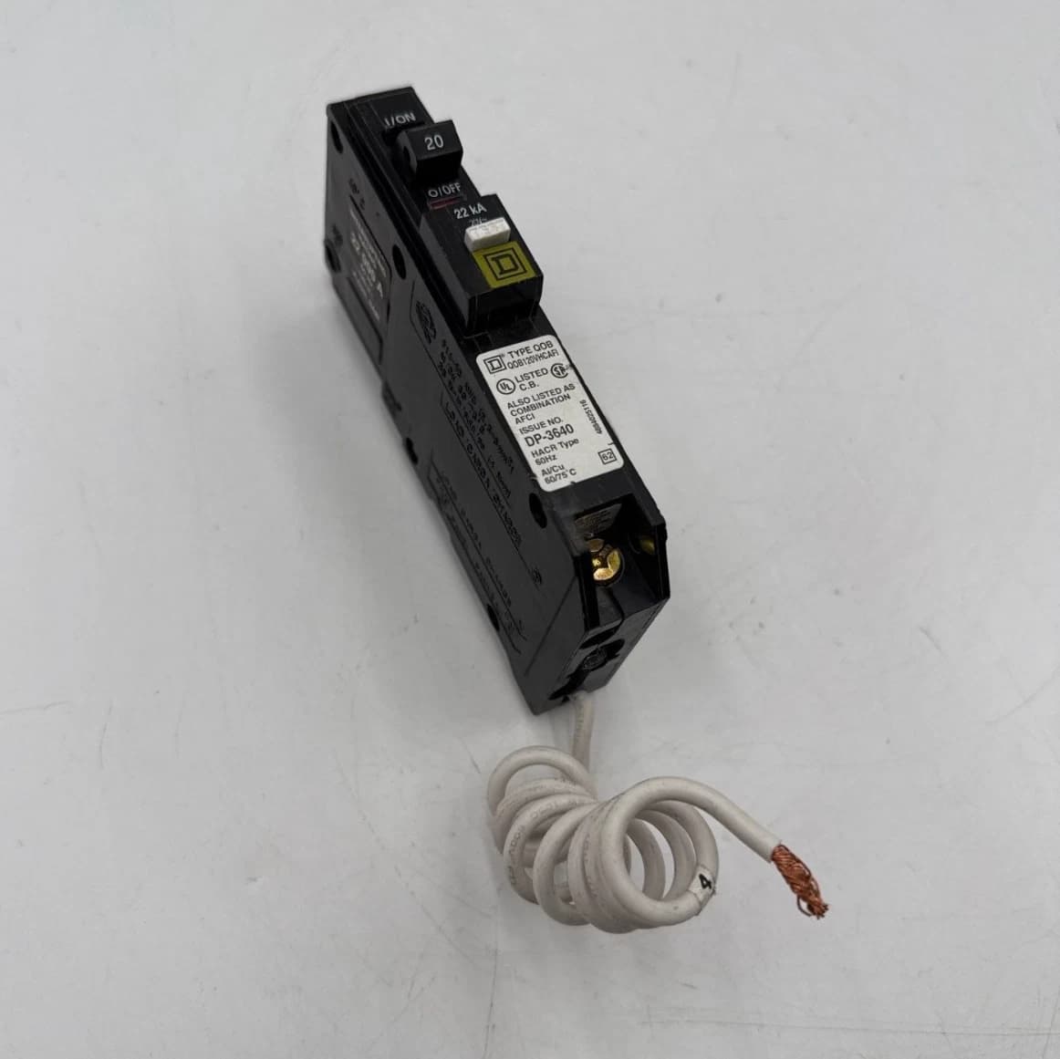 Square D QOB120VHCAFI Circuit Breaker 20A 1P 120V 1PH QOB 20 Amp 1 Pole 22kA – image 1
