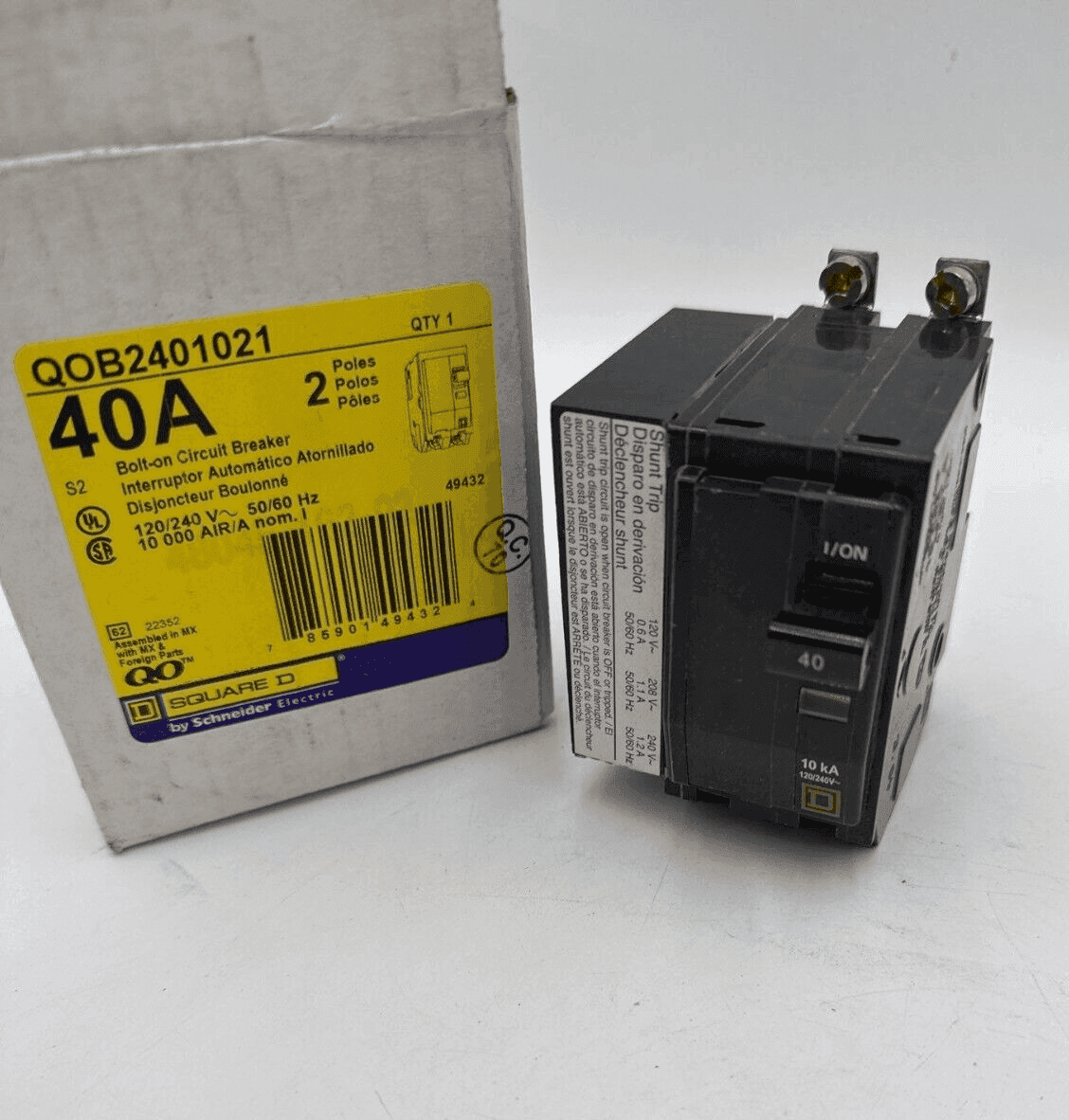 Square D QOB2401021 Circuit Breaker — image 1 of 9
