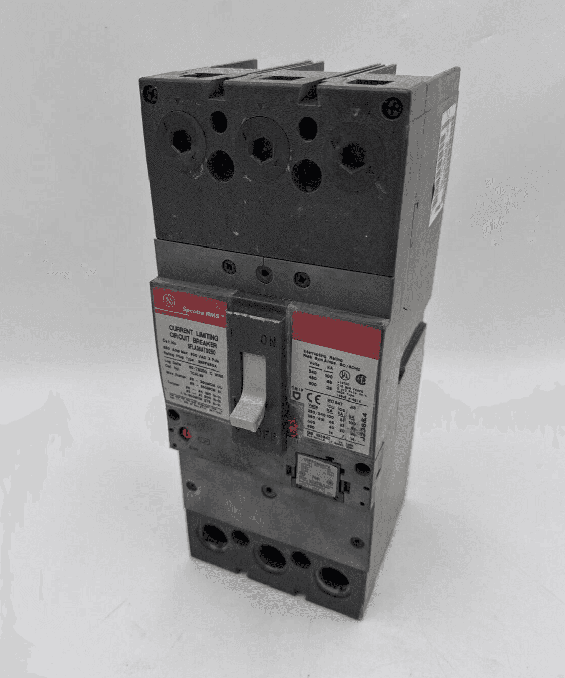 GE SFLA36AT0250 Circuit Breaker — image 1 of 8