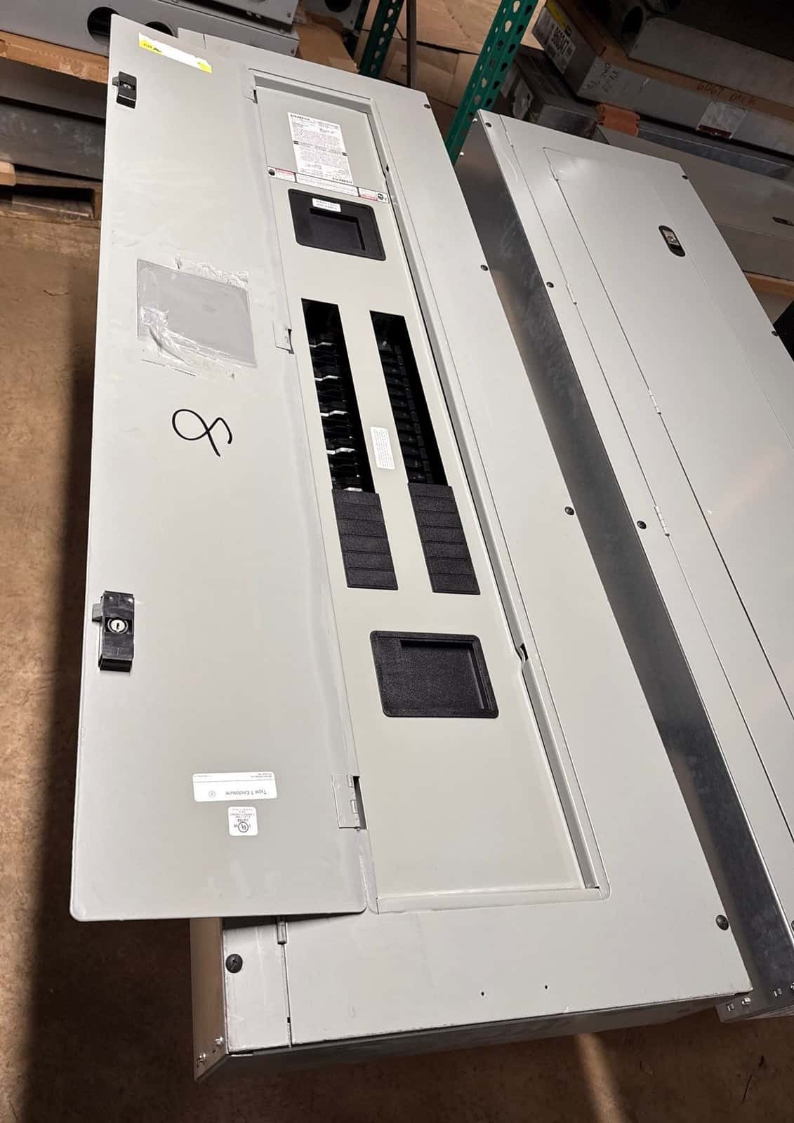 Siemens P1E42ML400ATST Panel — image 1 of 12