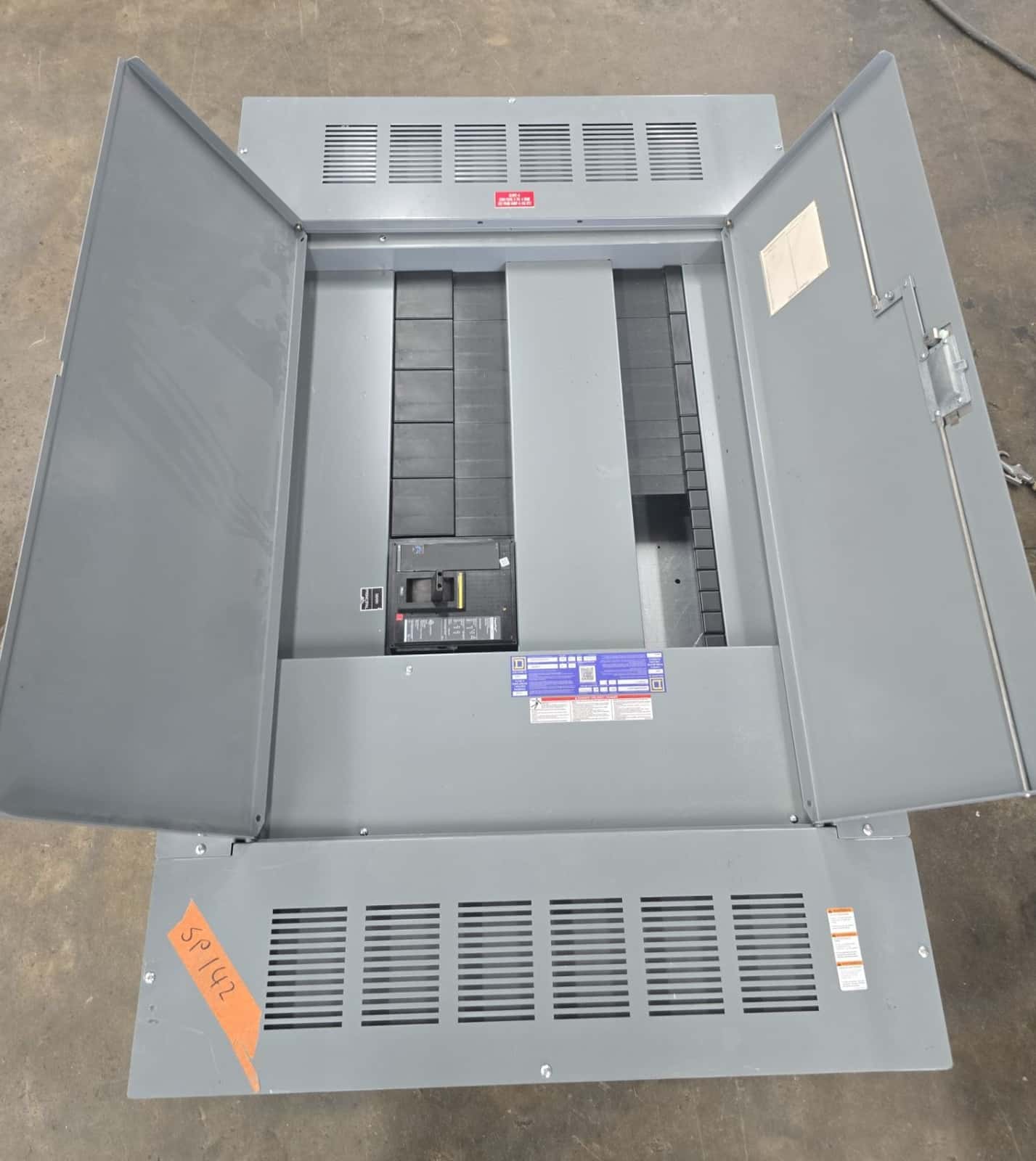 Square D I-Line Panel — image 1 of 11