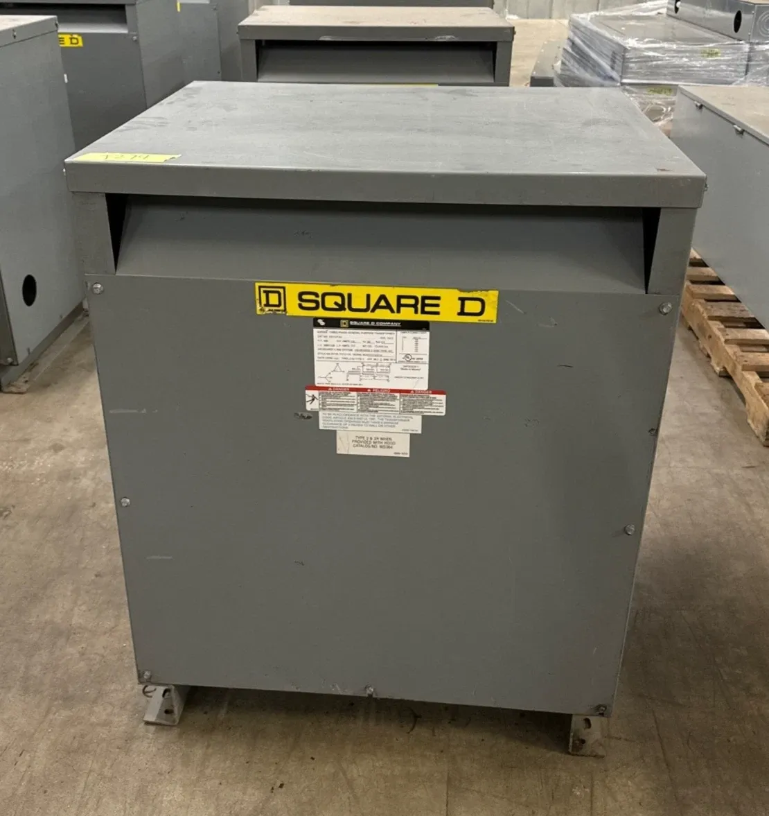 Square D EE112T3H Dry Type Transformers — image 1 of 12