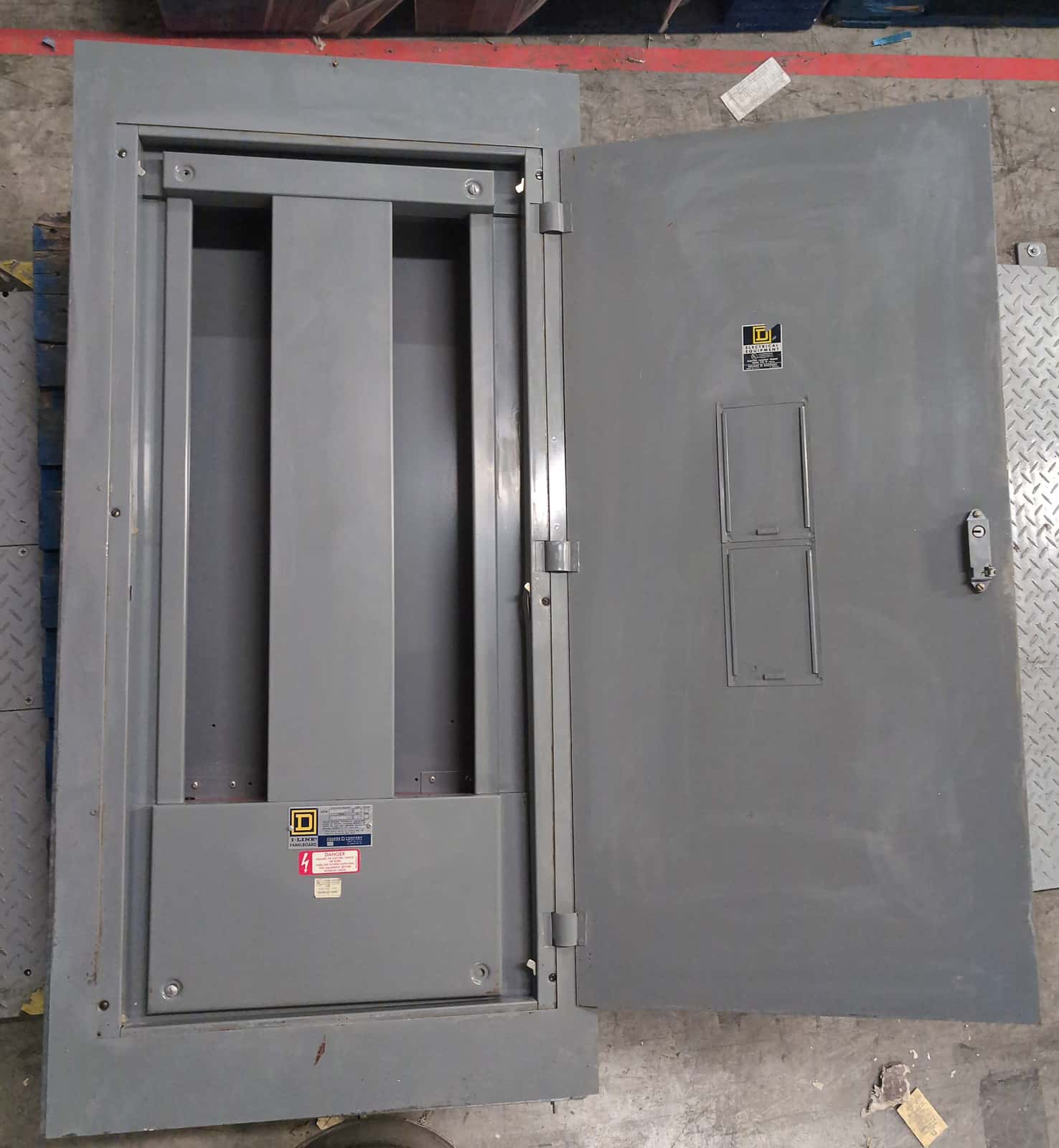 Square D HCN 4472144-3 Panel — image 1 of 12