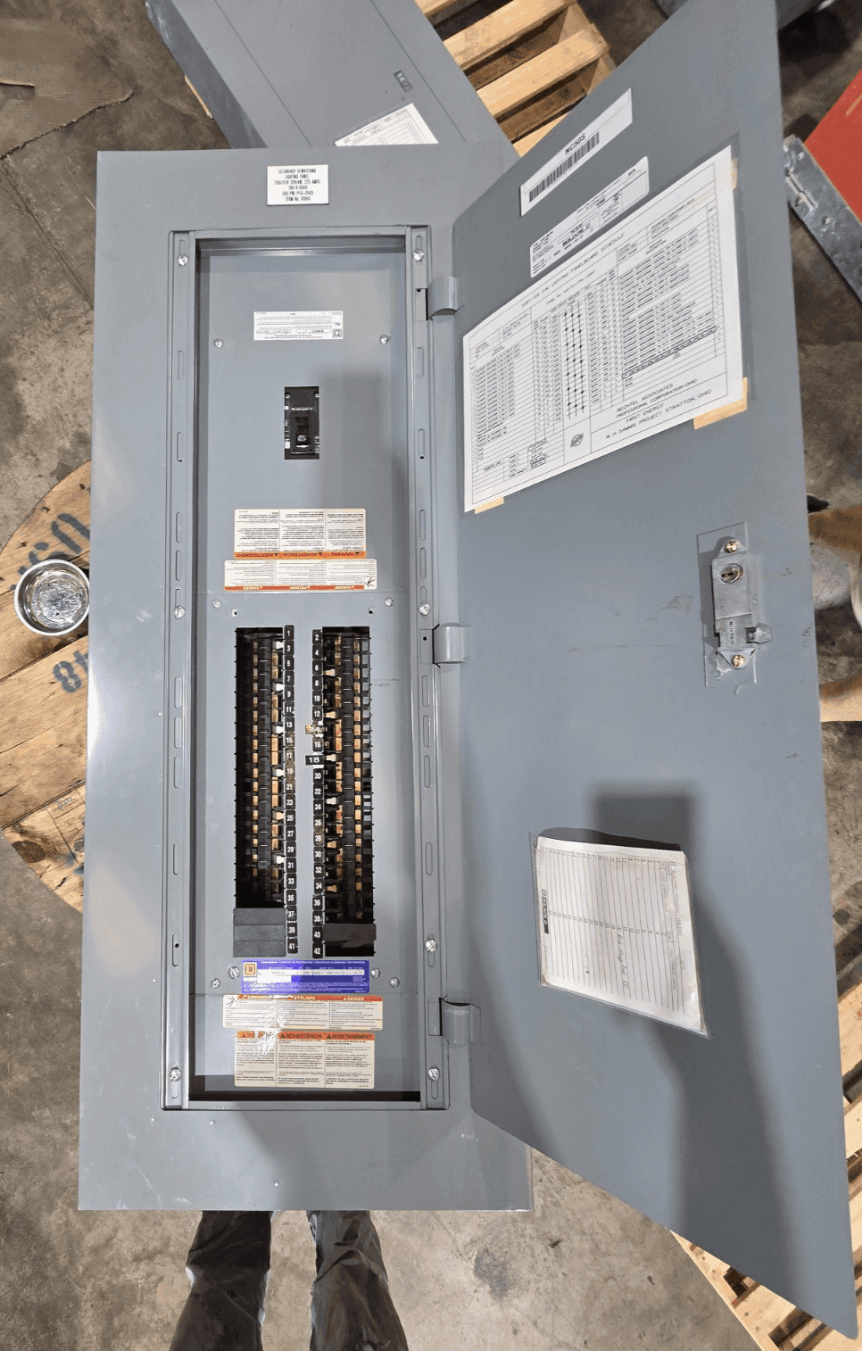 Square D NQ442L2 Panel — image 1 of 12